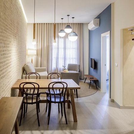 Terra Triana Apartments Seville Luaran gambar
