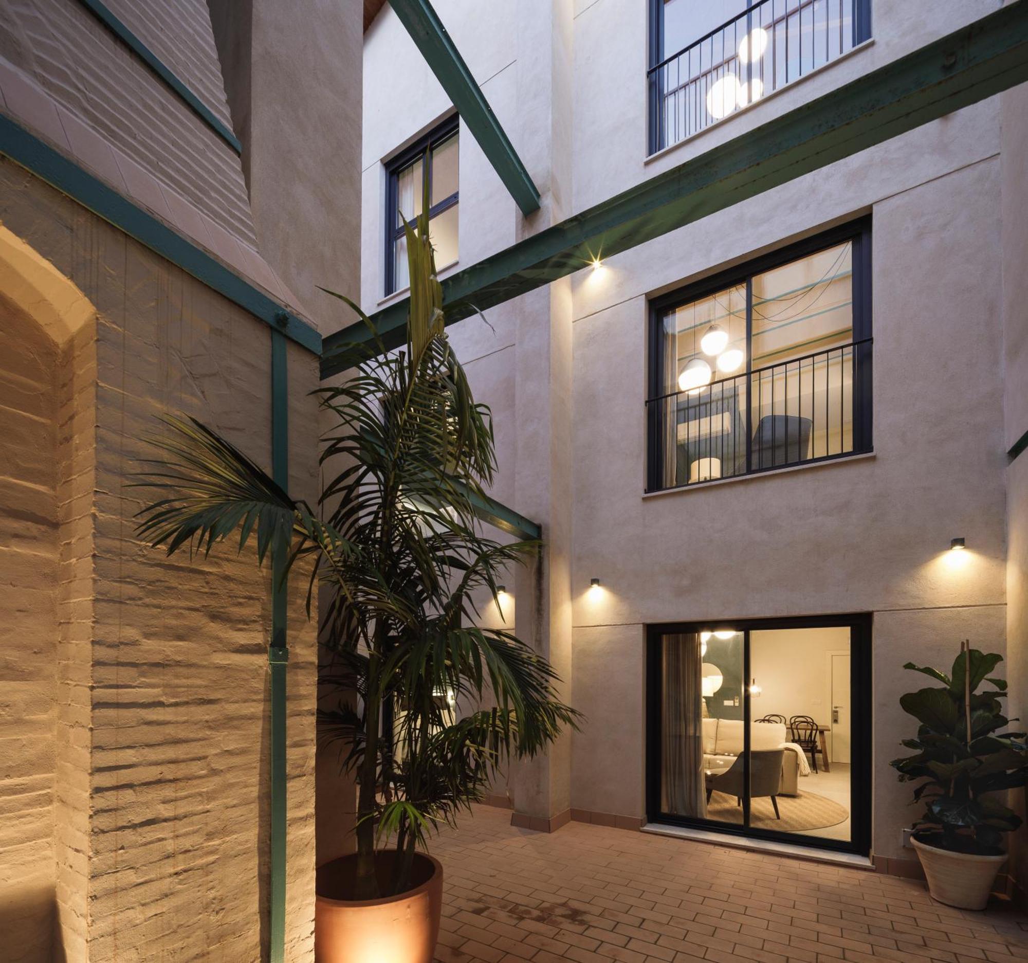 Terra Triana Apartments Seville Luaran gambar