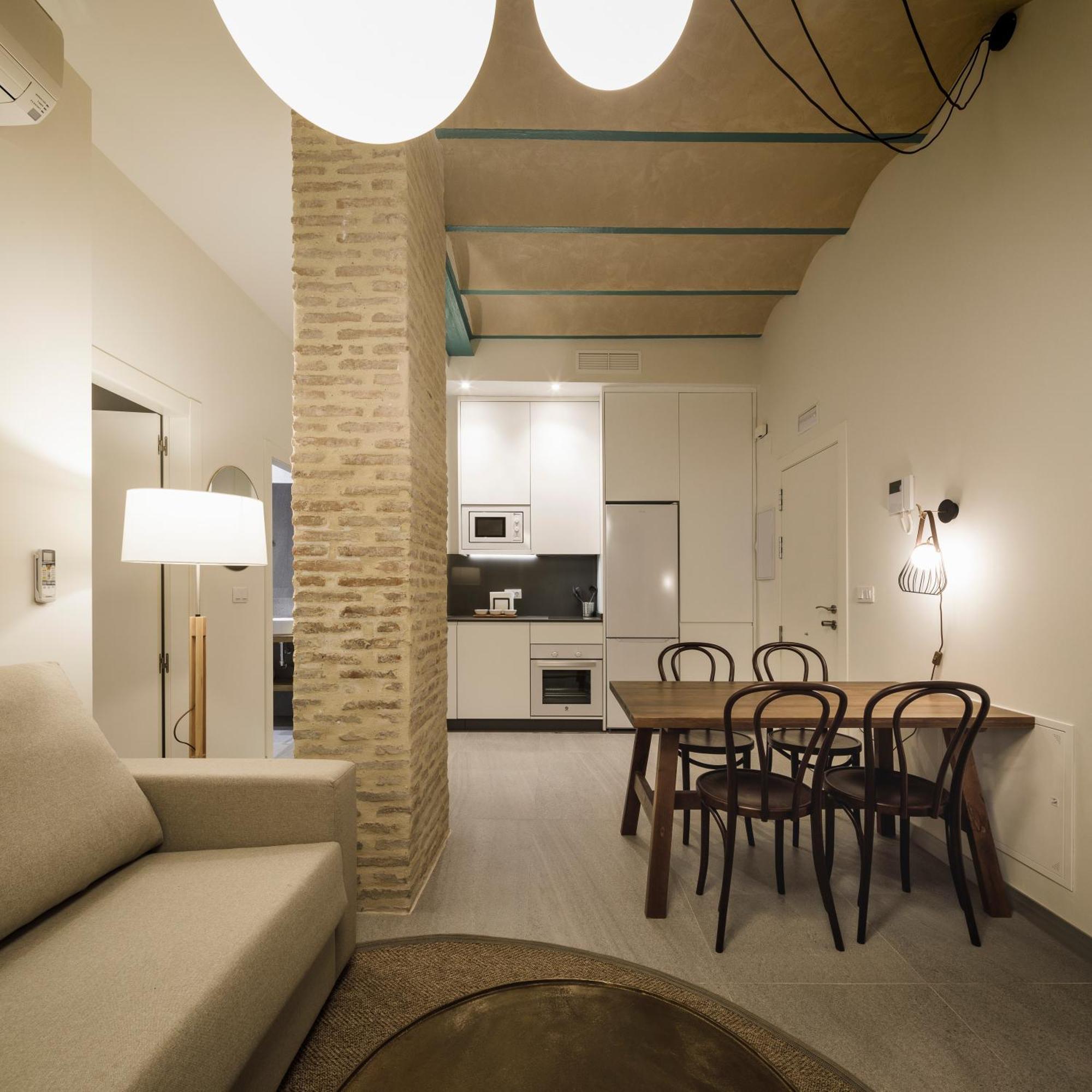 Terra Triana Apartments Seville Luaran gambar