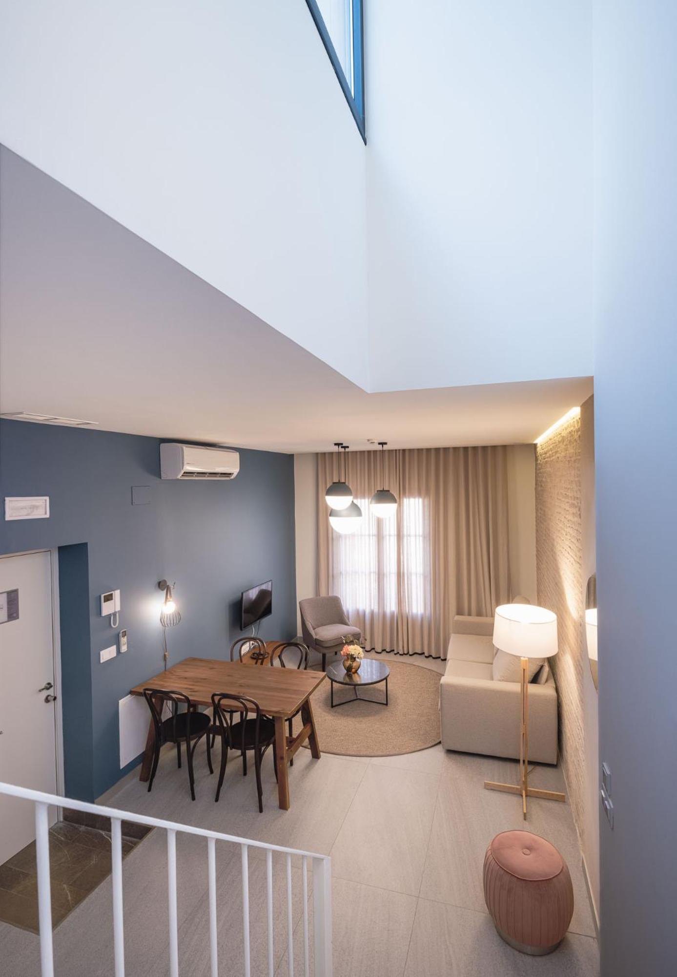 Terra Triana Apartments Seville Luaran gambar