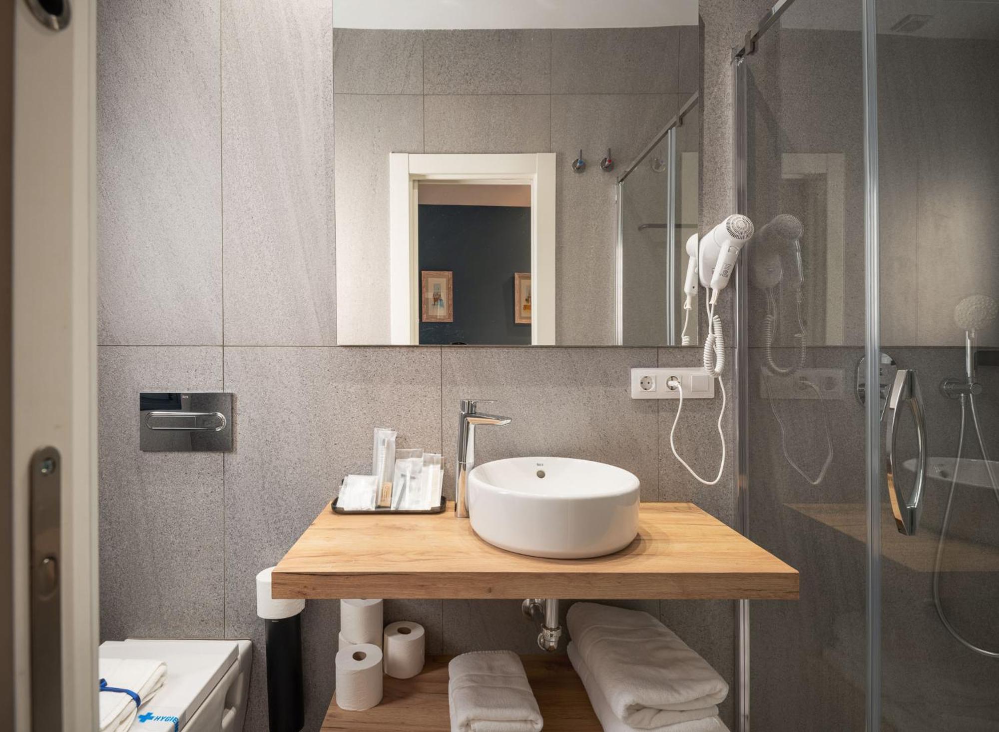 Terra Triana Apartments Seville Luaran gambar